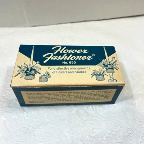 VTG 50's Flower Fashioner Set of 2 Crystal Plastic Flower Candle Holder No. 650 - Picture 1 of 9
